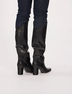Fashion Ines de la Fressange Paris Black heel boot in calf leather