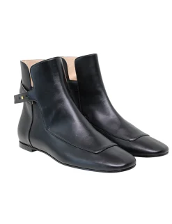Best Ines de la Fressange Paris Flat black leather ankle boot